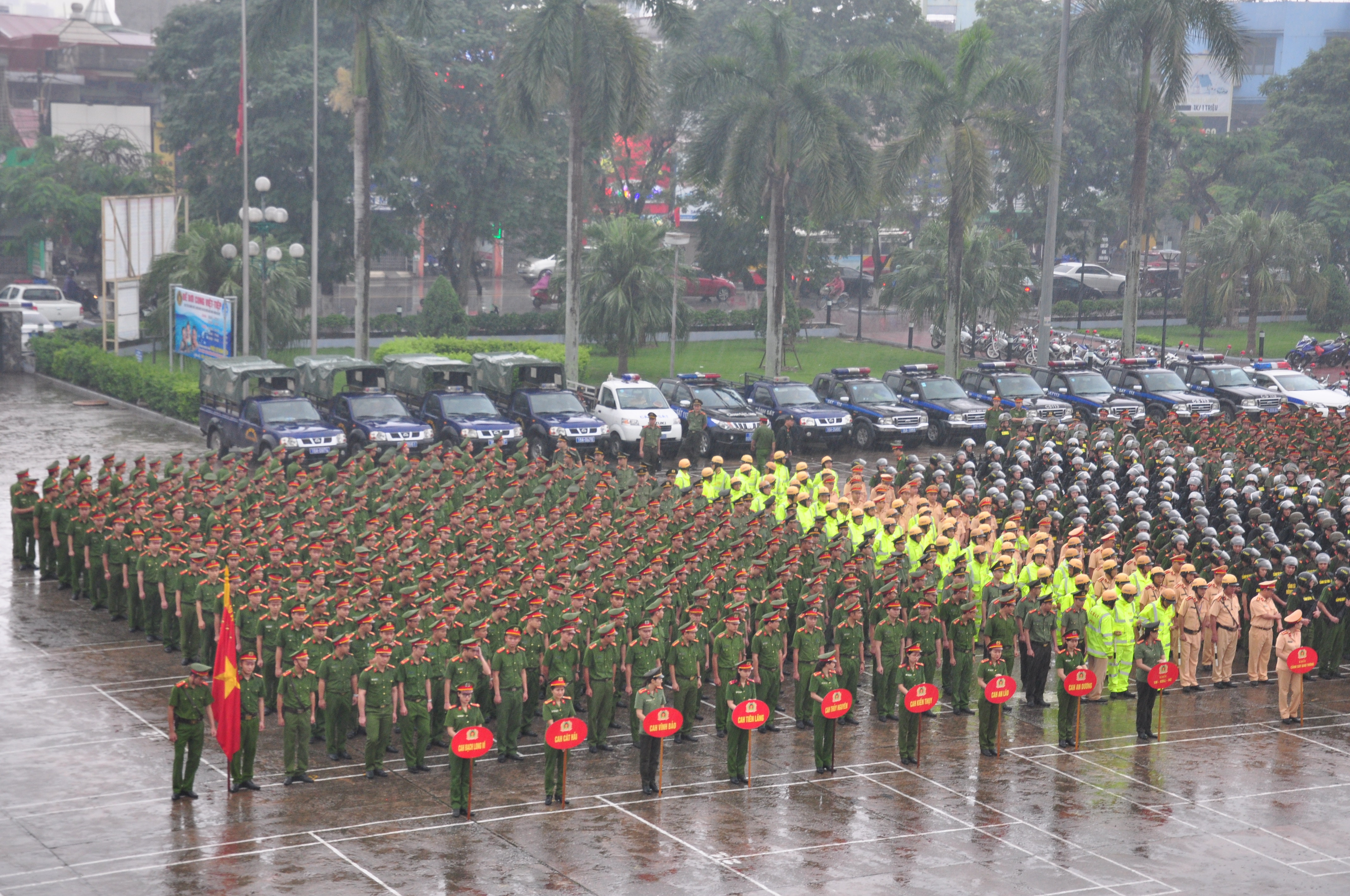 Công an thành phố xây dựng thành phố Hải Phòng trong 65 năm qua